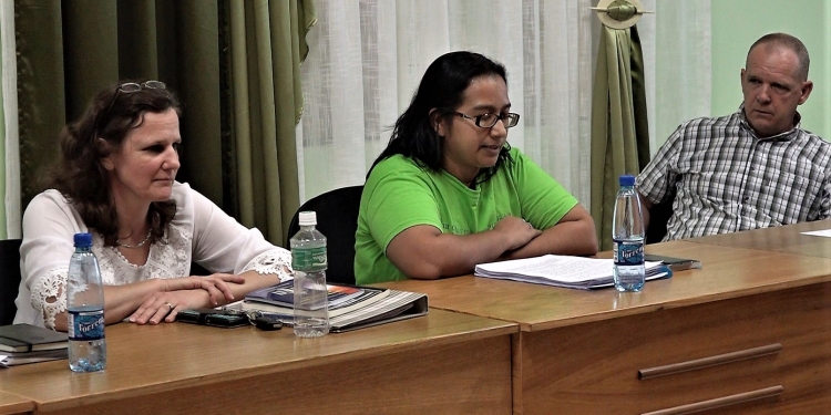 Loma Plata: Funcionarios argumentan comentarios en redes sociales frente a Junta Municipal