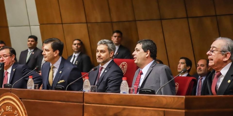 Ejecutivo presentó un paquete propuestas legislativas contra el lavado de dinero y el crimen organizado