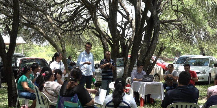 Irala Fernández: Pretenden subsanar déficit de educación en el distrito Irala Fernández: Pretenden subsanar déficit de educación en el distrito