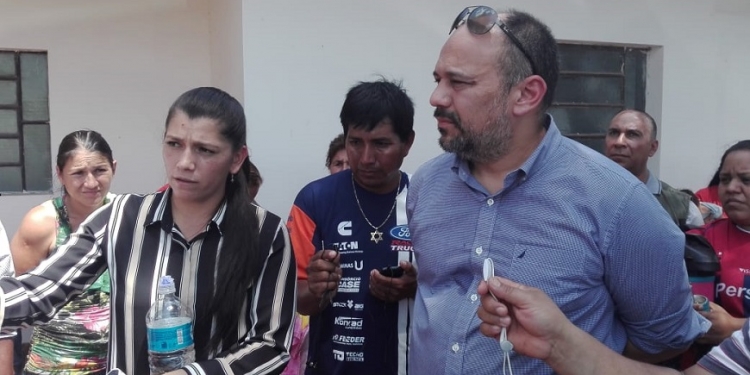 Viceministro verifica USF con miras a fortalecer red de servicios del Chaco Viceministro verifica USF con miras a fortalecer red de servicios del Chaco