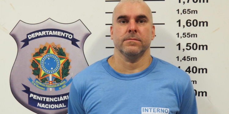 Piloto pasará 22 horas al día aislado en la cárcel de máxima seguridad