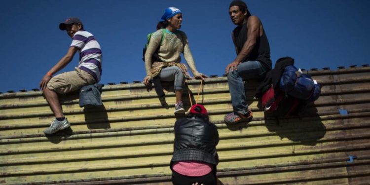 Autoridades de doce países acuerdan abordar fenómeno migratorio con enfoque humanitario