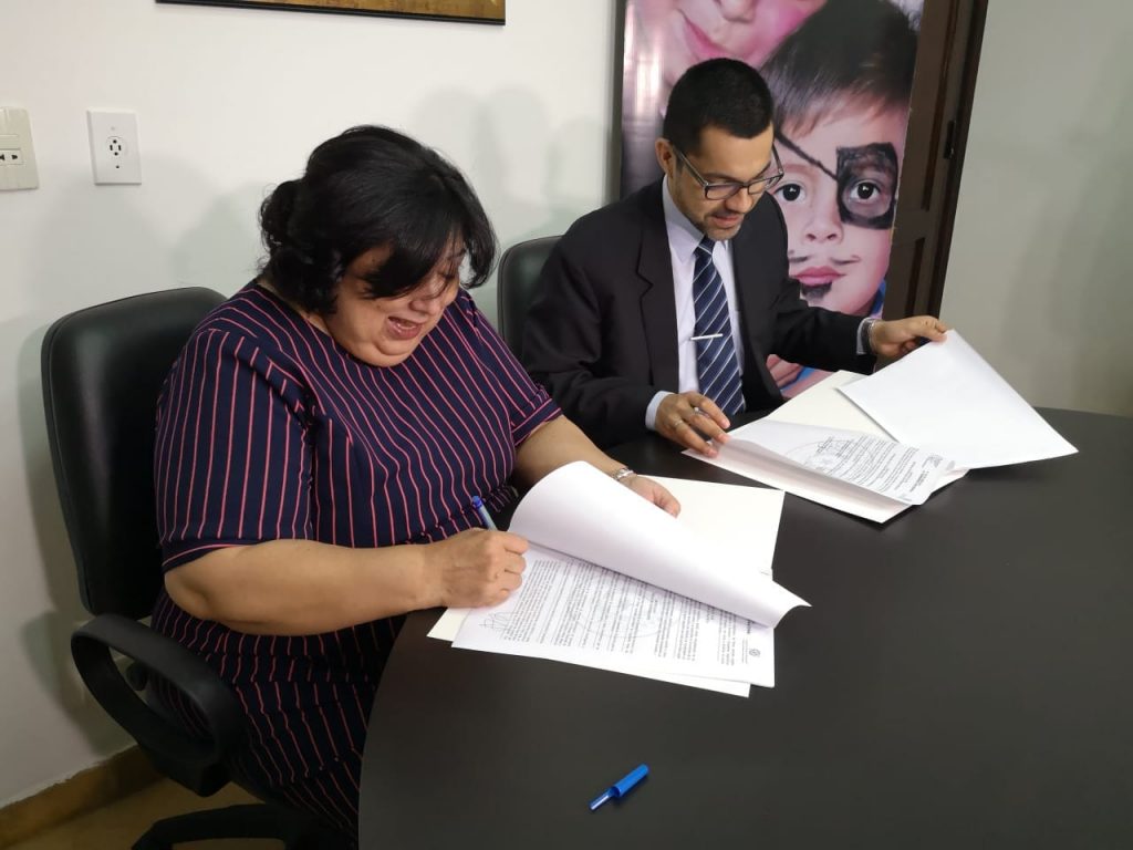 Migraciones Internacional y Niñez firman convenio para actuar ante casos de trata