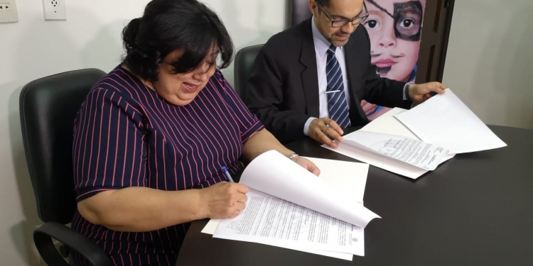 Migraciones Internacional y Niñez firman convenio para actuar ante casos de trata