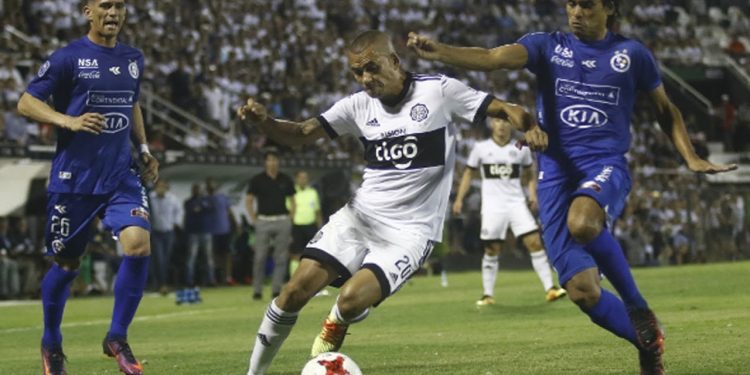 El reciente bicampeón Olimpia recibe a Sol de América en la penúltima fecha