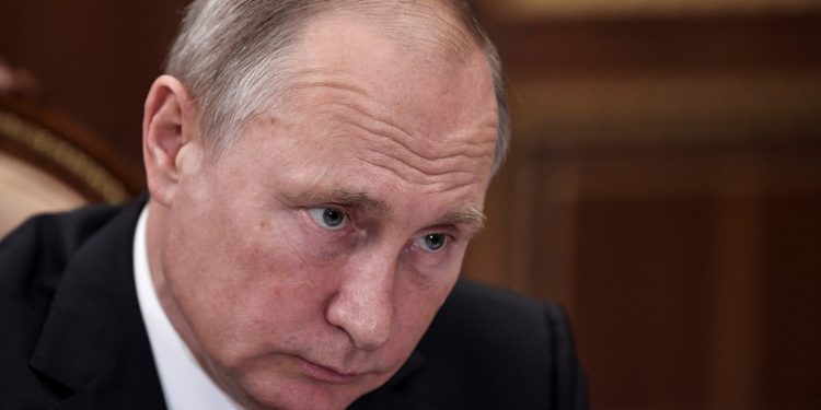 Putin aterriza en Buenos Aires para participar en la cumbre del G-20