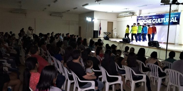 Gira artística juvenil “Noches Culturales” brilló en Filadelfia