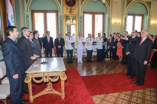 Juraron nuevos embajadores de Paraguay ante Estados Unidos y Turquía