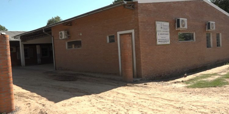 Chaco: ¿Calidad profesional compensa déficit de infraestructura en Salud Pública? Chaco: ¿Calidad profesional compensa déficit de infraestructura en Salud Pública?