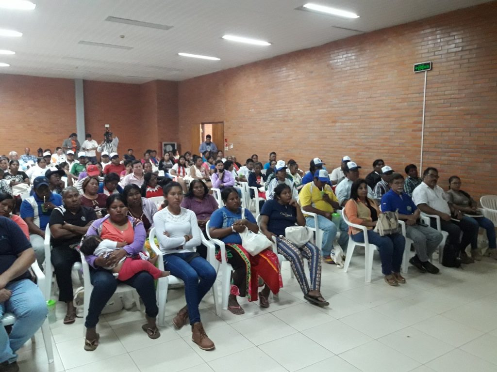 Exposición de resultados de proceso de gestión social  ante indígenas usuarios del proyecto Acueducto