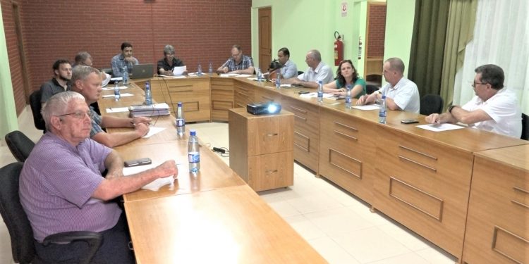 Concejales de Loma Plata reclamaron transferencias realizadas a Asociación de Municipios del Chaco Central