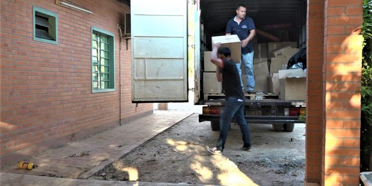 Por primera vez kits escolares llegan al Chaco como primer destino Por primera vez kits escolares llegan al Chaco como primer destino