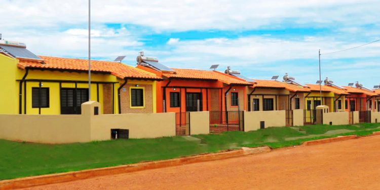 MUVH construirá 2000 casas con fondos de Yacyreta MUVH construirá 2000 casas con fondos de Yacyreta