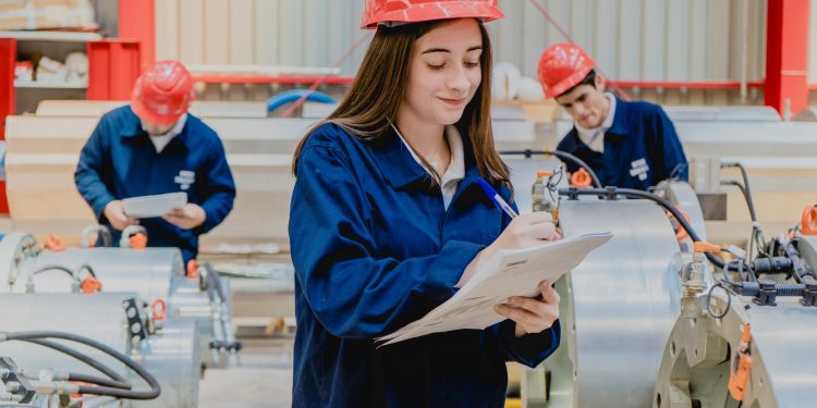 UIP convoca a formación en mandos medios con rápida salida laboral UIP convoca a formación en mandos medios con rápida salida laboral