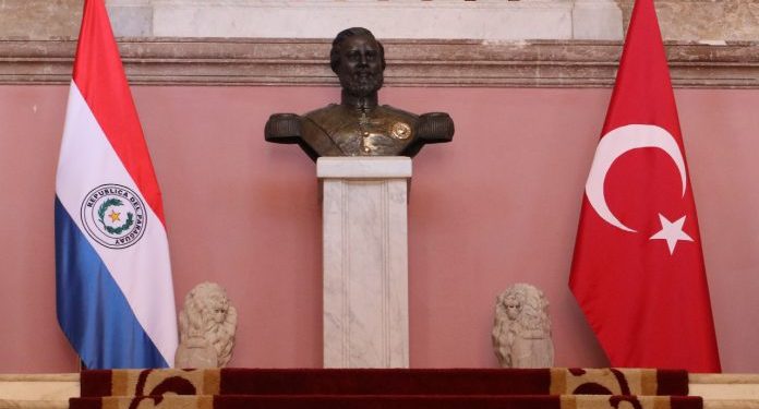 Turquía ofrece becas universitarias completas para estudiantes paraguayos