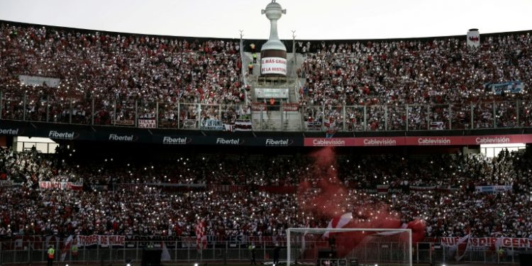 Libertadores arranca con nuevo formato, viejas polémicas y River campeón