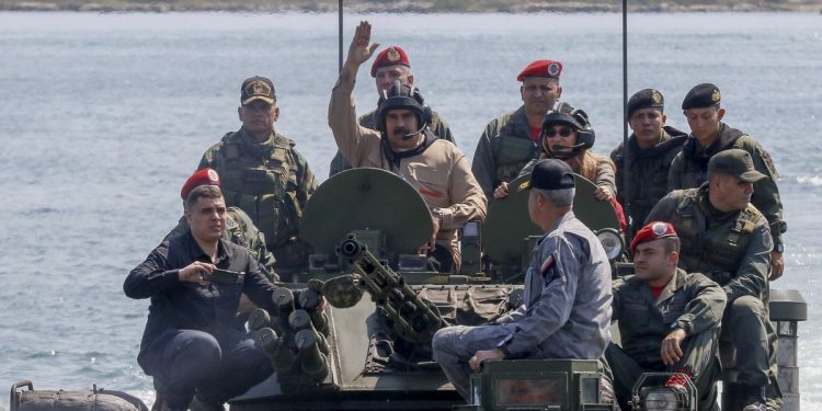 Maduro encara semana de manifestaciones y ultimátum de Europa