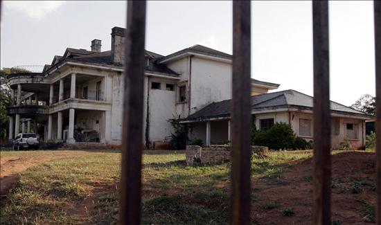 Intendencia de Asunción deberá informar sobre mansión de Stroessner a activista