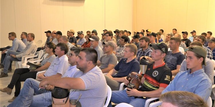Agricultores chaqueños se capacitan en manejo integral de plagas en soja