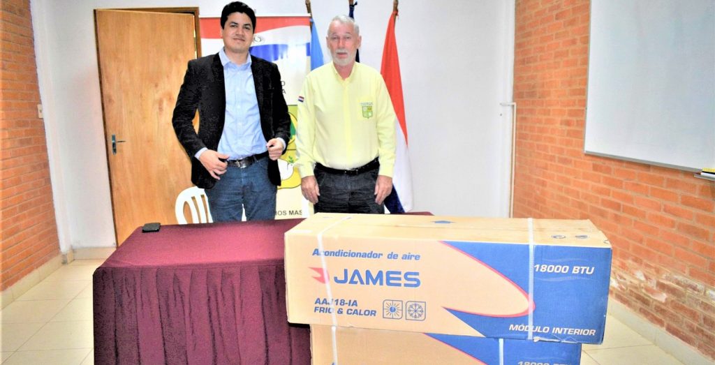 Donan un acondicionador de aire al Hospital Regional de Mariscal Estigarribia