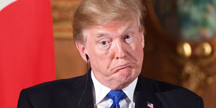 Alertan en EEUU sobre peligroso conflicto entre Trump y sus servicios secretos