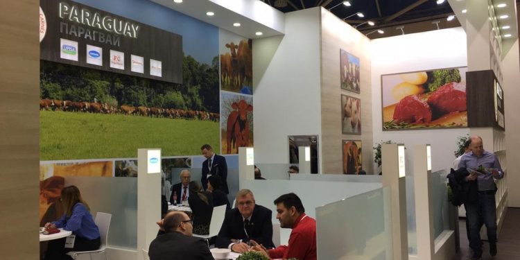 Frigoríficos paraguayos participaron de importante feria en Rusia