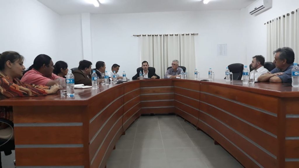 Junta Municipal de Filadelfia convocó al Diputado Edwin Reimer Junta Municipal de Filadelfia convocó al Diputado Edwin Reimer