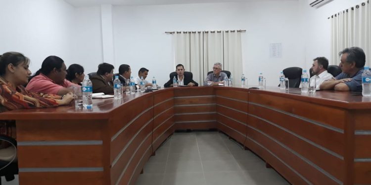 Junta Municipal de Filadelfia convocó al Diputado Edwin Reimer