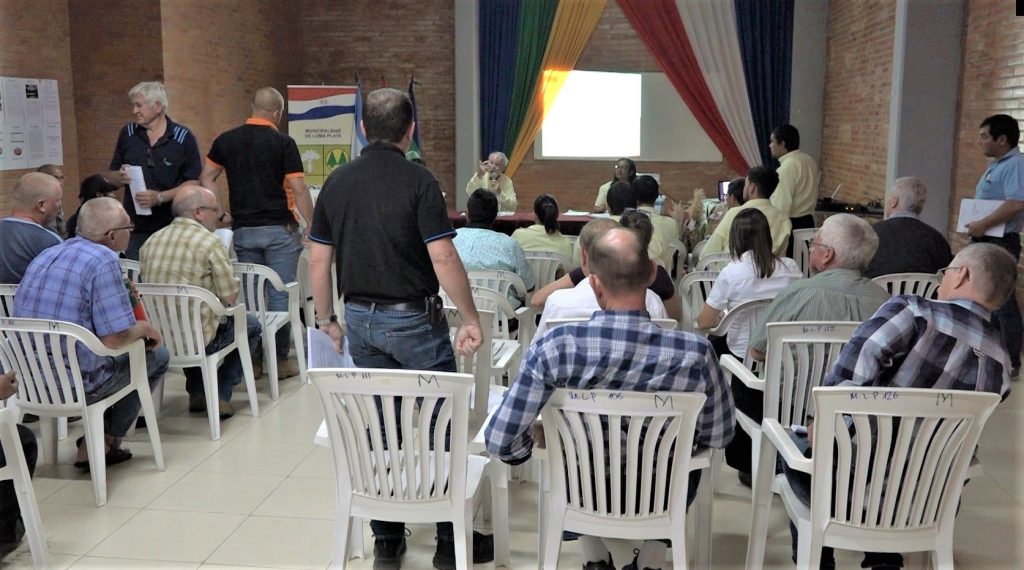 Ciudadanos molestos tras rendición de cuentas en Municipalidad de Loma Plata