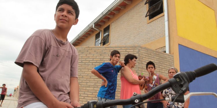 Ministerio proyecta que la «clase media» obtenga vivienda propia