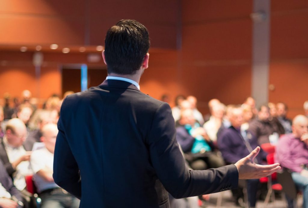 Ofrecen taller intensivo de locución y oratoria en Filadelfia Ofrecen taller intensivo de locución y oratoria en Filadelfia