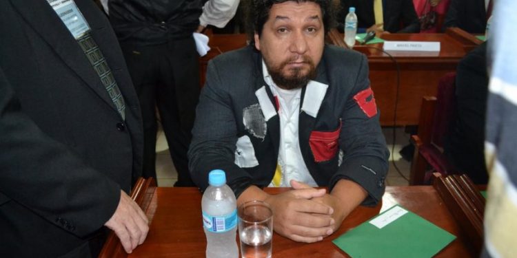 Siete concejales esteños designan a «Kelembú» como intendente Siete concejales esteños designan a «Kelembú» como intendente