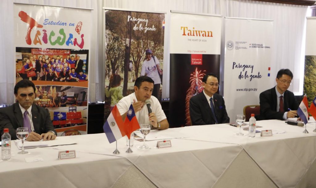 Gobierno de Taiwán ofrece becas para cursar estudios superiores