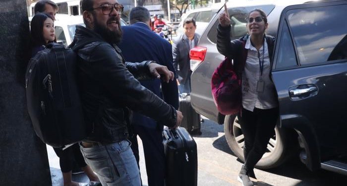 Guaidó condena retención de equipo de Univisión