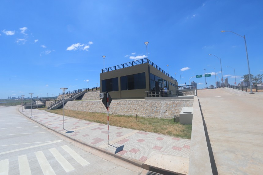 Inauguran muelle deportivo y oficina de “Turista Róga» en la Costanera de Asunción