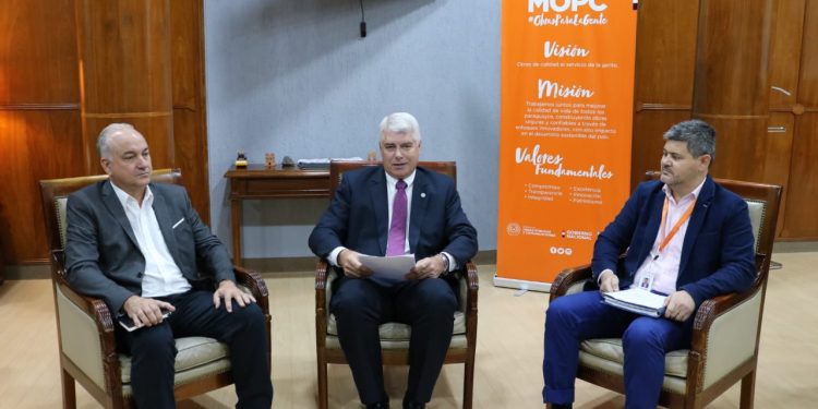 Wiens ya firmó la orden de iniciar la construcción de la Ruta Bioceánica Wiens ya firmó la orden de iniciar la construcción de la Ruta Bioceánica