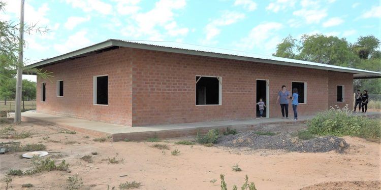 El sueño de construir un albergue para niños en la Colonia Neuland