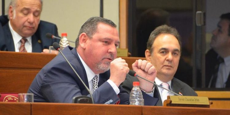 Senadores aprueban por unanimidad desafuero de Zacarías Irún