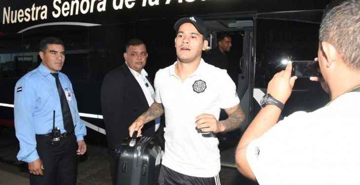 Olimpia viaja con 19 jugadores para su estreno en la Libertadores