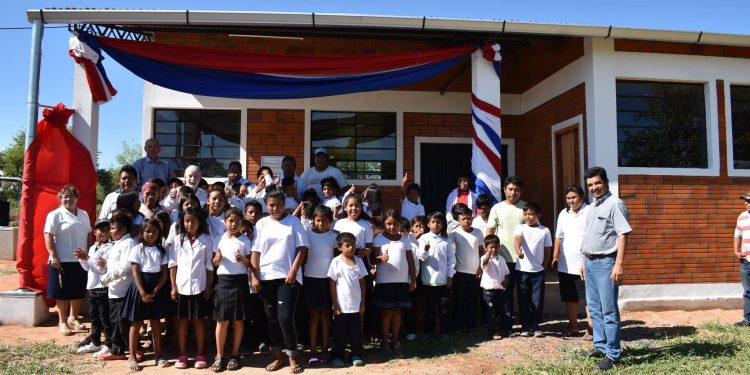 Loma Plata: Comuna invierte cerca de G. 1000 millones en mejoramiento del servicio educativo