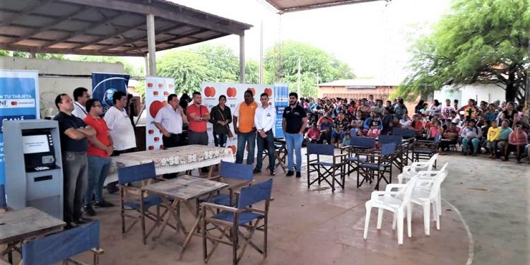 Tekoporâ: Implementan asesoramiento de «Guías Familiares» en Uj’e Lhavos