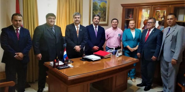 Desean instalar una sede para la Escuela Judicial en Filadelfia