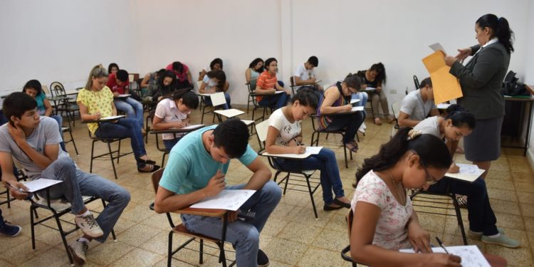 Becas otorgadas por Itaipú tomaron protagonismo tras polémicas adjudicaciones