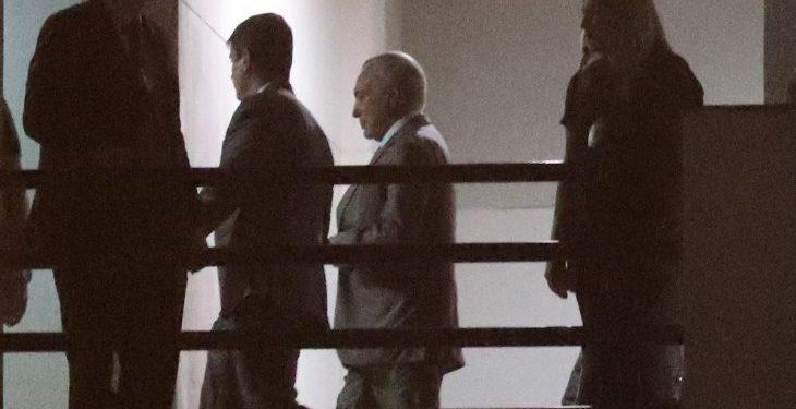 Temer pasó su primera noche en prisión y aguarda ser interrogado