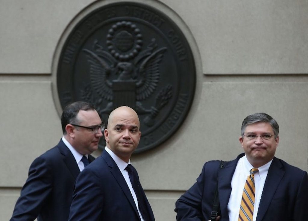 Exjefe de campaña de Trump condenado por fraude bancario y fiscal, con adicional por conspiración