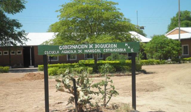 Buscan mejorar imagen de la Escuela Agrícola de Mariscal Estigarribia y residencia estudiantil de Villa Choferes Buscan mejorar imagen de la Escuela Agrícola de Mariscal Estigarribia y residencia estudiantil de Villa Choferes