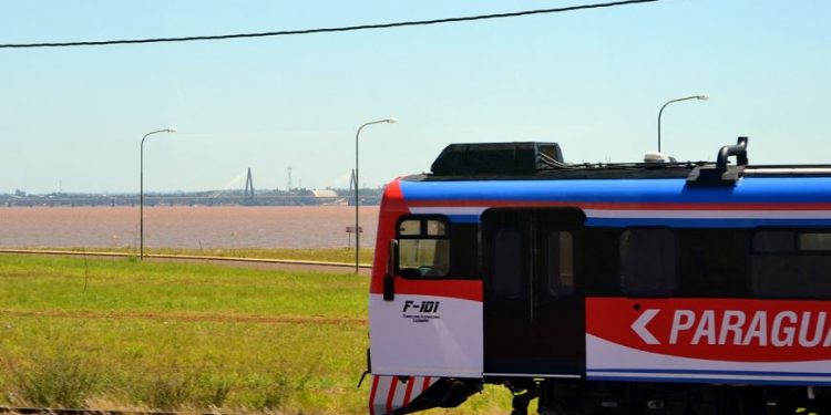 Mucho interés de grupos internacionales en la construcción del tren de cercanías