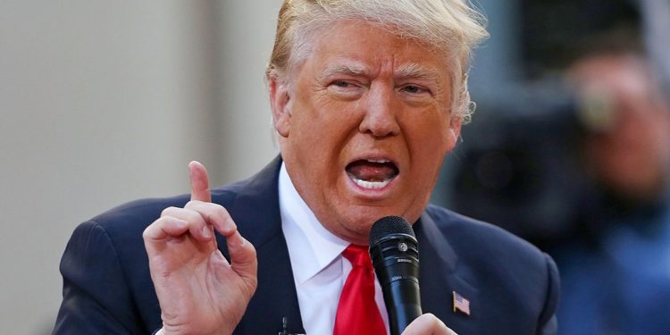 Trump emite el primer veto de su Presidencia por el muro en la frontera