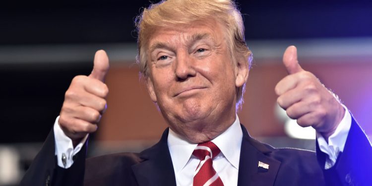 Economía de Estados Unidos crece 3,2% en primer trimestre, superior a expectativas