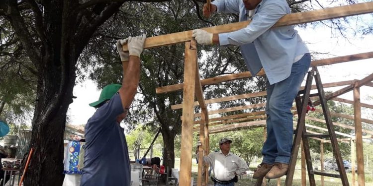 Gobernación construyen aulas provisorias en Chaco’i tras inundación